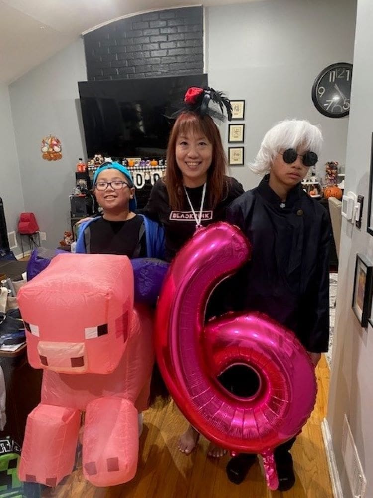 Elsa Lam and kids