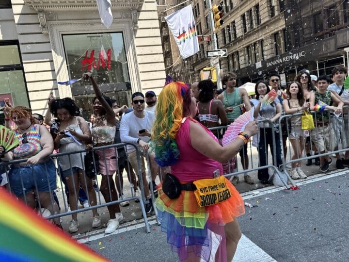 Pride 32